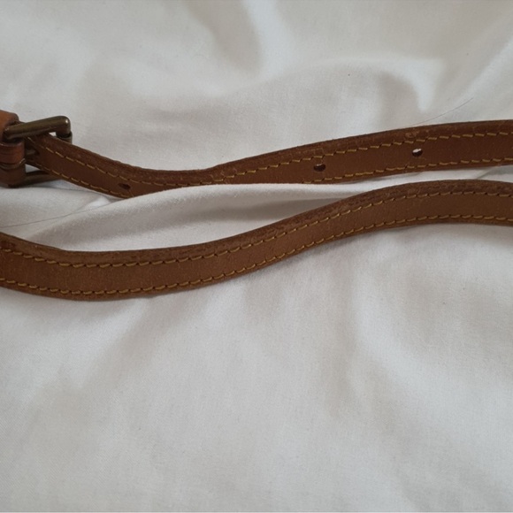 Louis Vuitton Chantilly Crossbody Bag - Picture 5 of 14